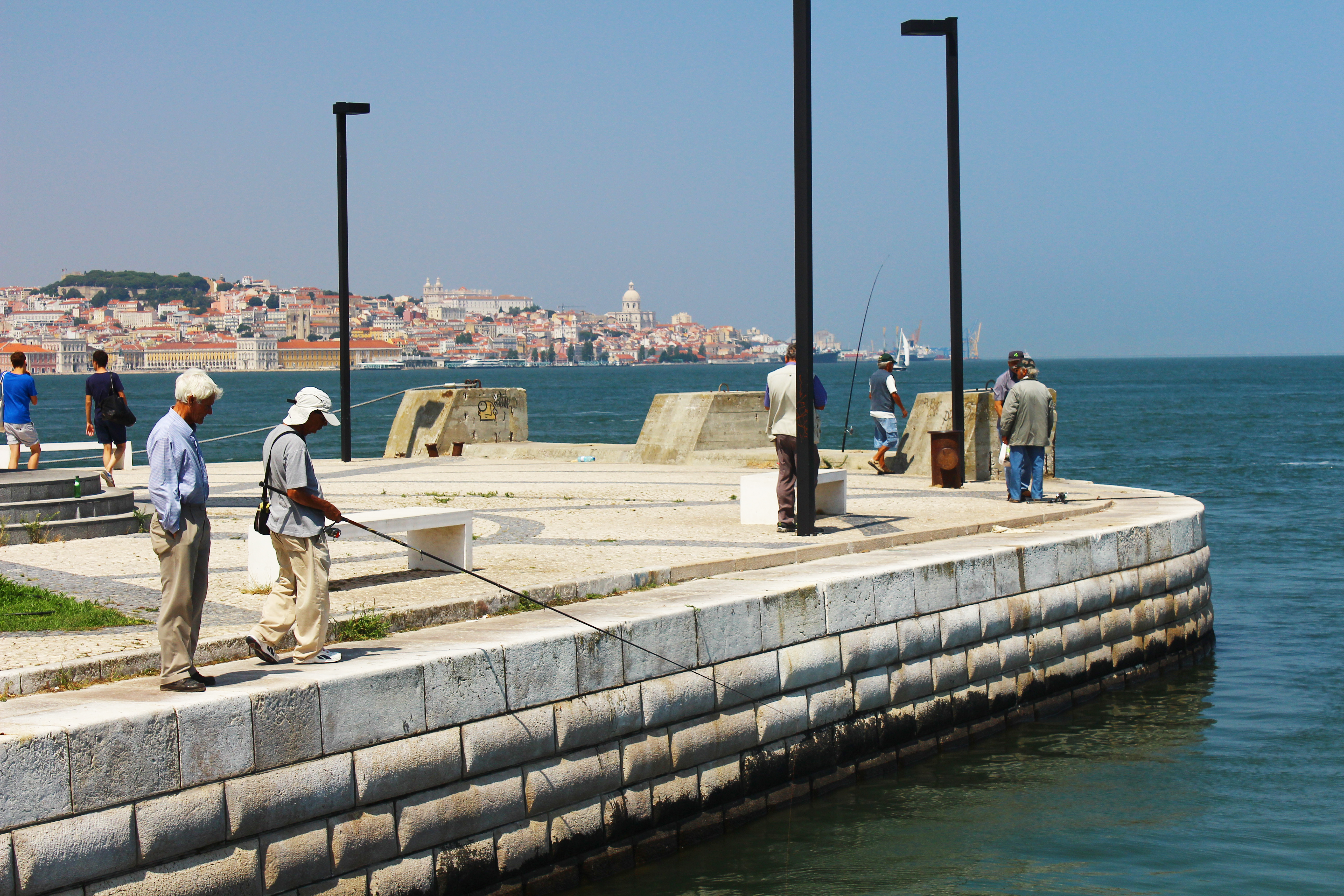 Three simple steps to get to Cristo Rei in Portugal - The Travelling Squid