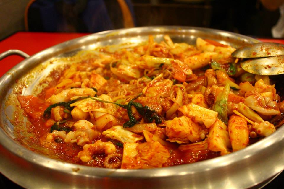 eating army stew seoul