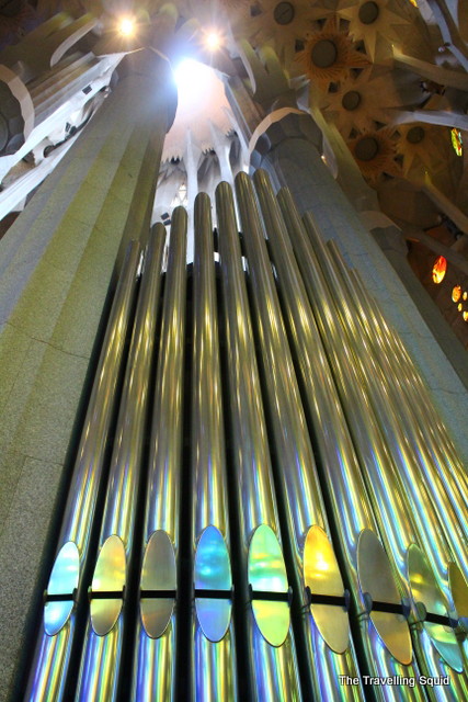 sagrada familia church organ