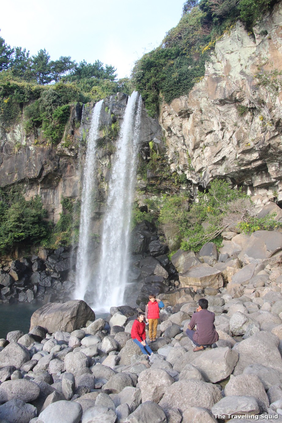 jeju jeongbang waterfall spend more time in Jeju or Seoul
