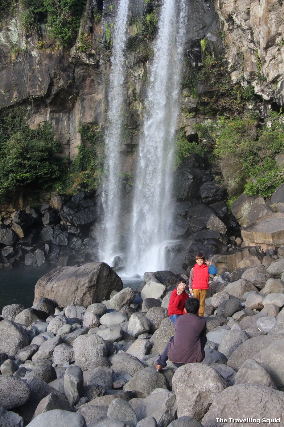 jeongbang waterfall jeju