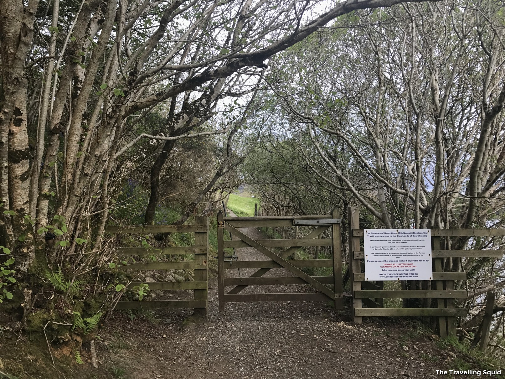 easy hiking trail around Portree