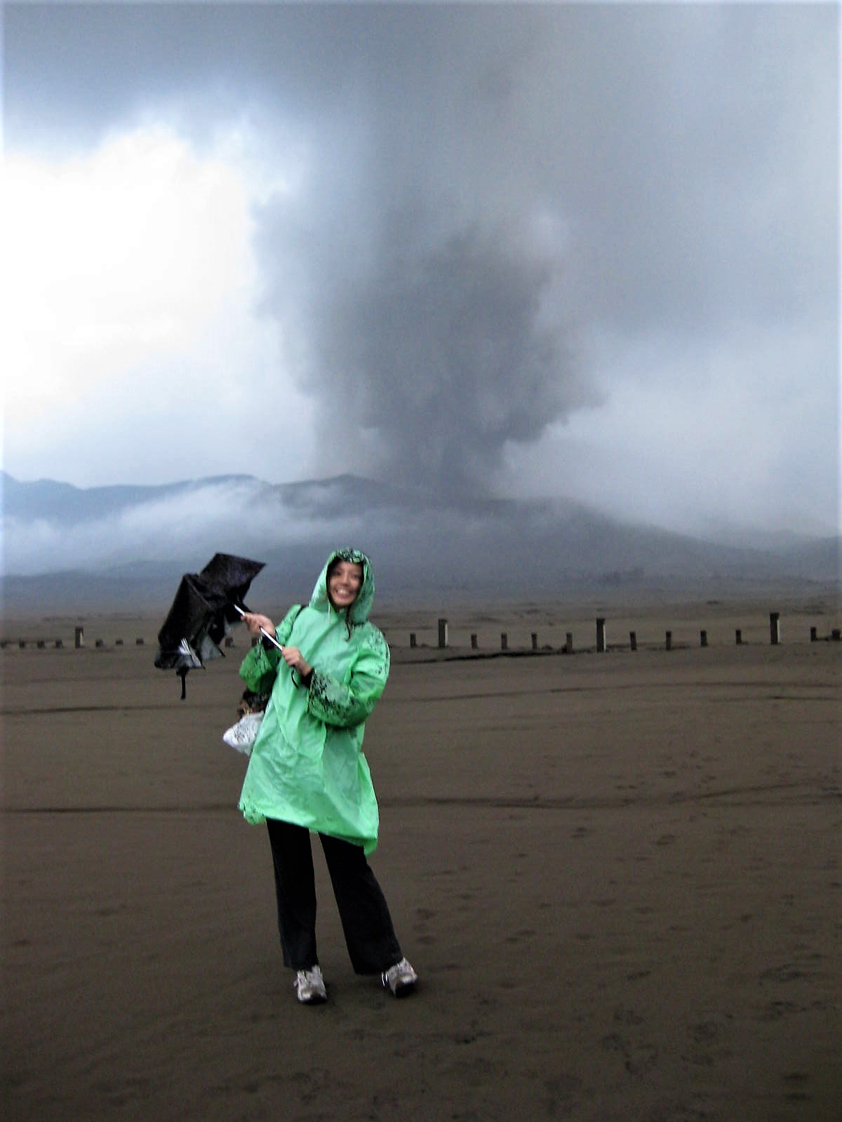 eruption of Mount Bromo in 2010
