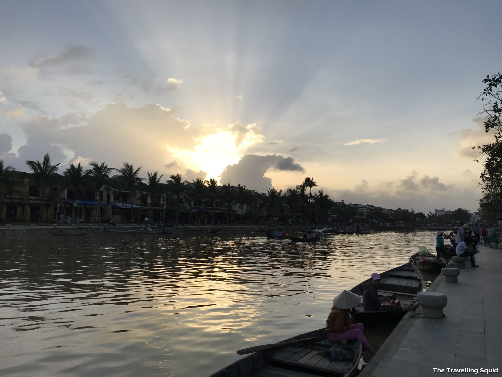 Sunset at the Thu Bon River in Hoi An 