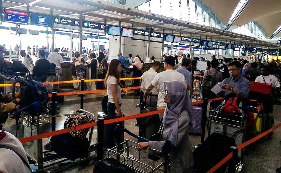 Warning Transfer of money scam at Kuala Lumpur International Airport