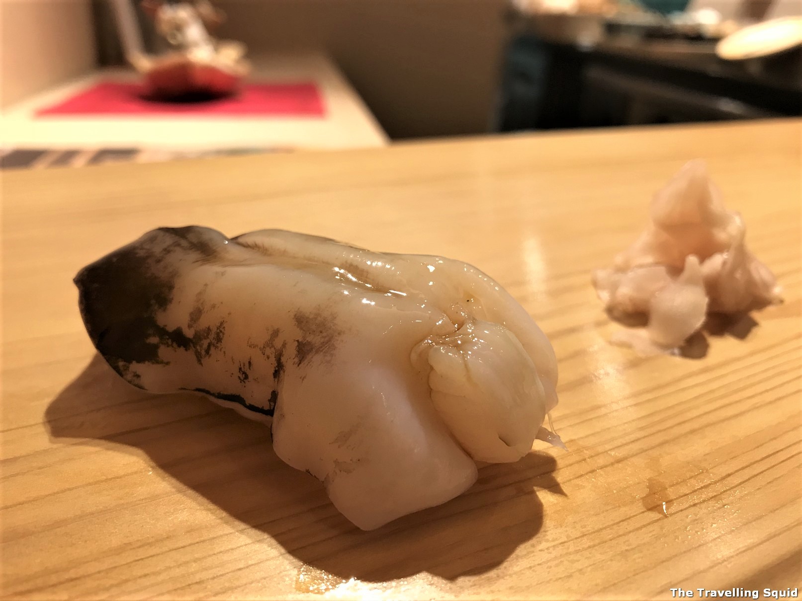 Clam Anadara Akagai edomae sushi at Sushi Satake in Tokyo