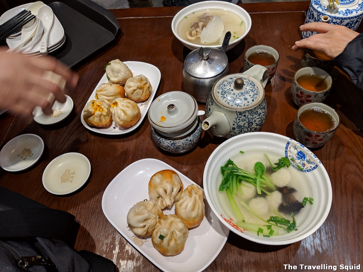 Da Hu Chun in Shanghai for steam fried dumplings