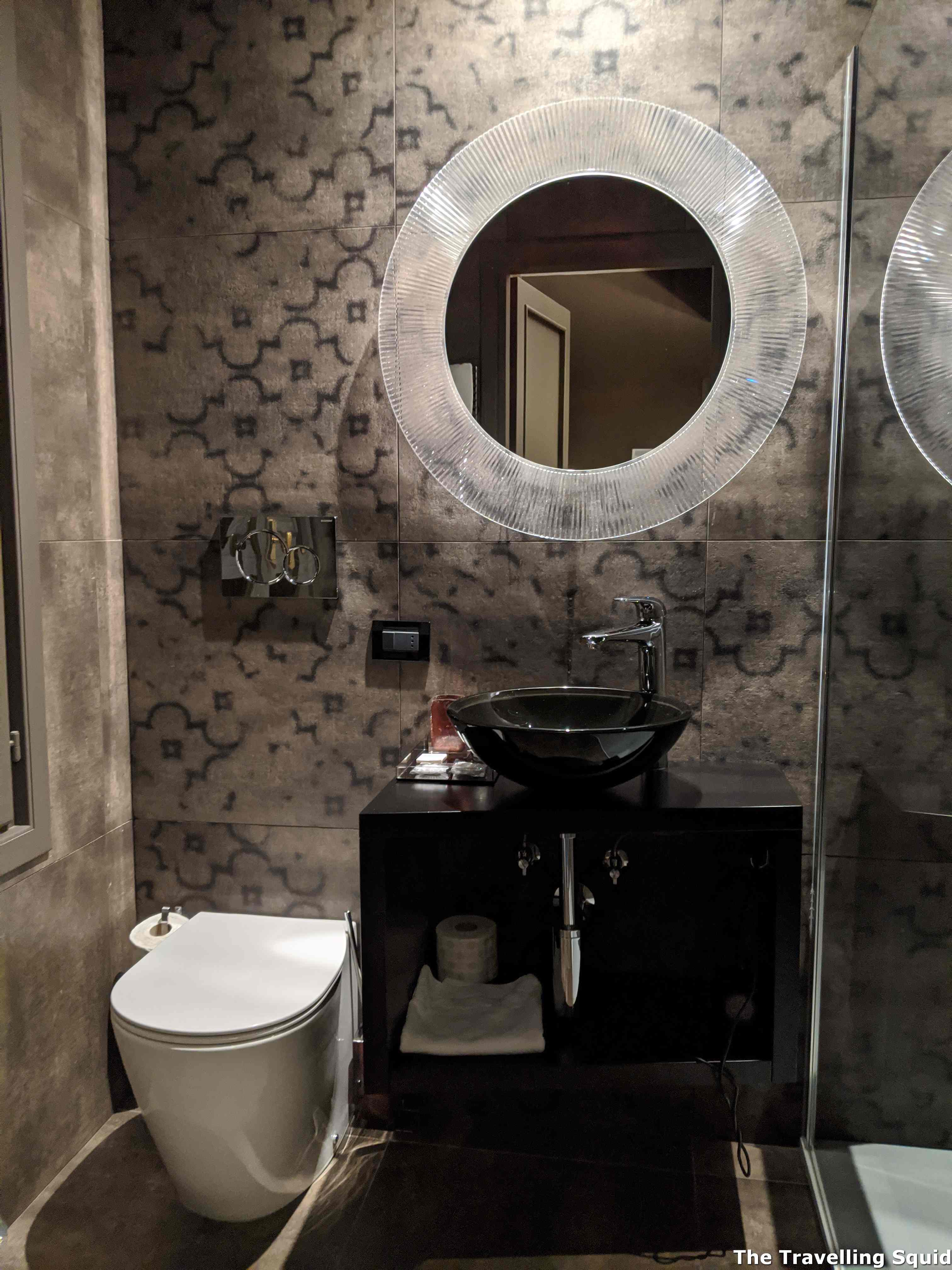 toilet Hotel Riva Del Vin in Venice