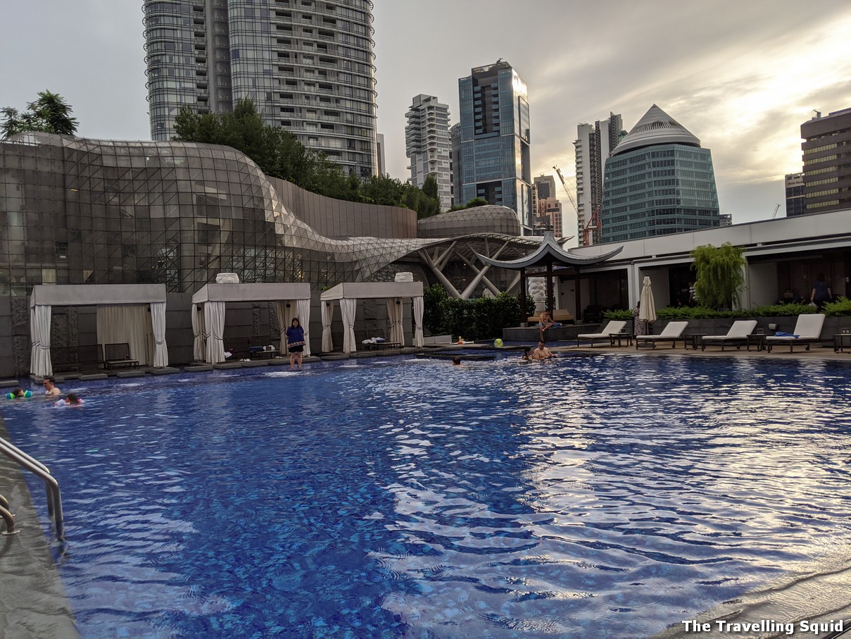 swimming pool tang marriott hotel singapore